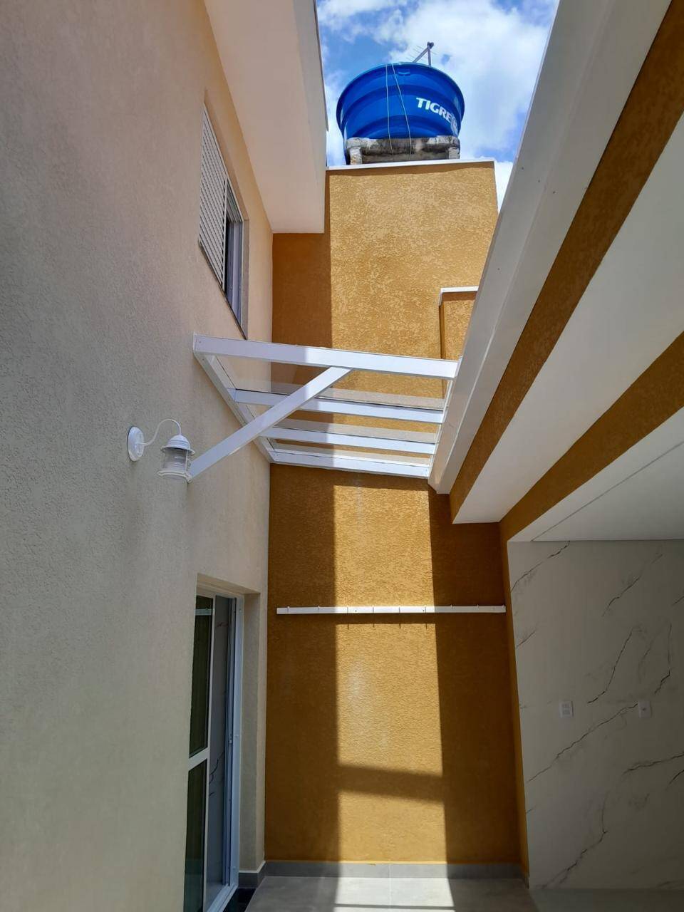 Casa para alugar com 4 quartos, 229m² - Foto 6