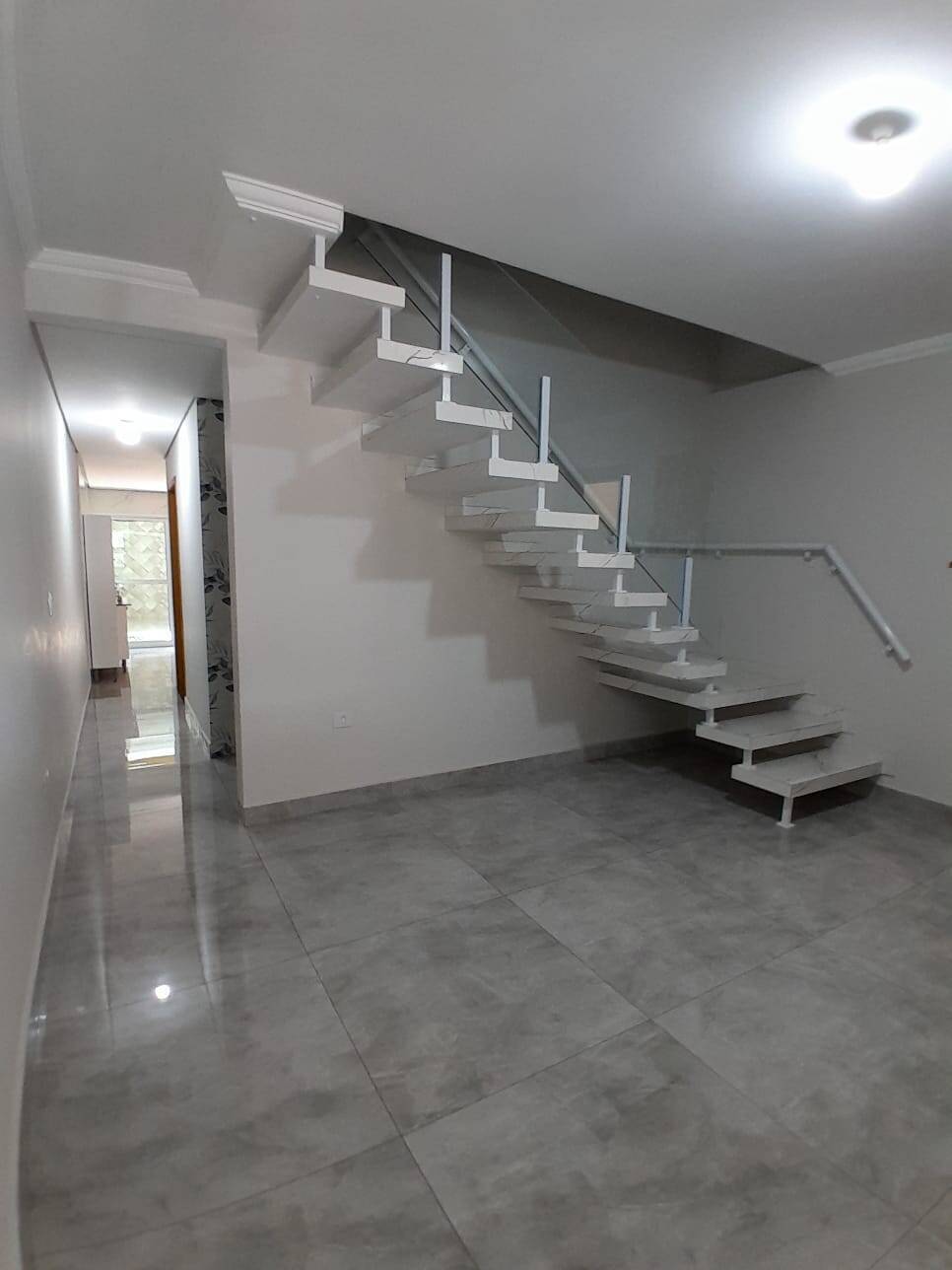Casa para alugar com 4 quartos, 229m² - Foto 15