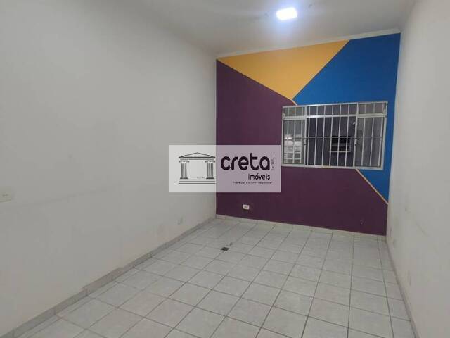 Salão Comercial para Locação em Carapicuíba - 4