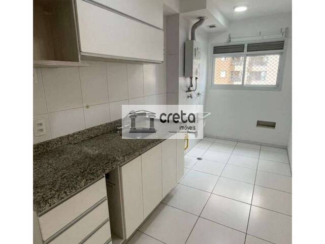 Locação em Jardim Tupanci - Barueri