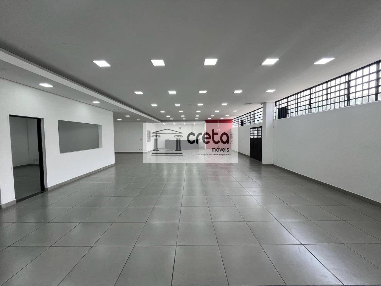 Depósito-Galpão-Armazém para alugar, 636m² - Foto 2