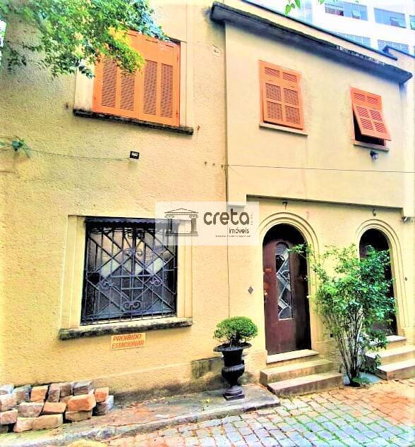 Casa de Condomínio para alugar com 6 quartos, 75m² - Foto 1