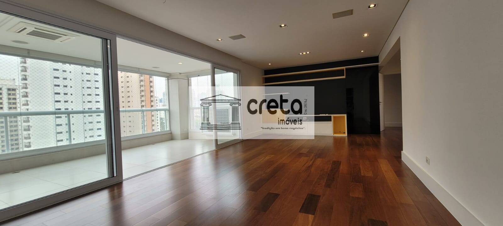 Apartamento, 3 quartos, 186 m² - Foto 1