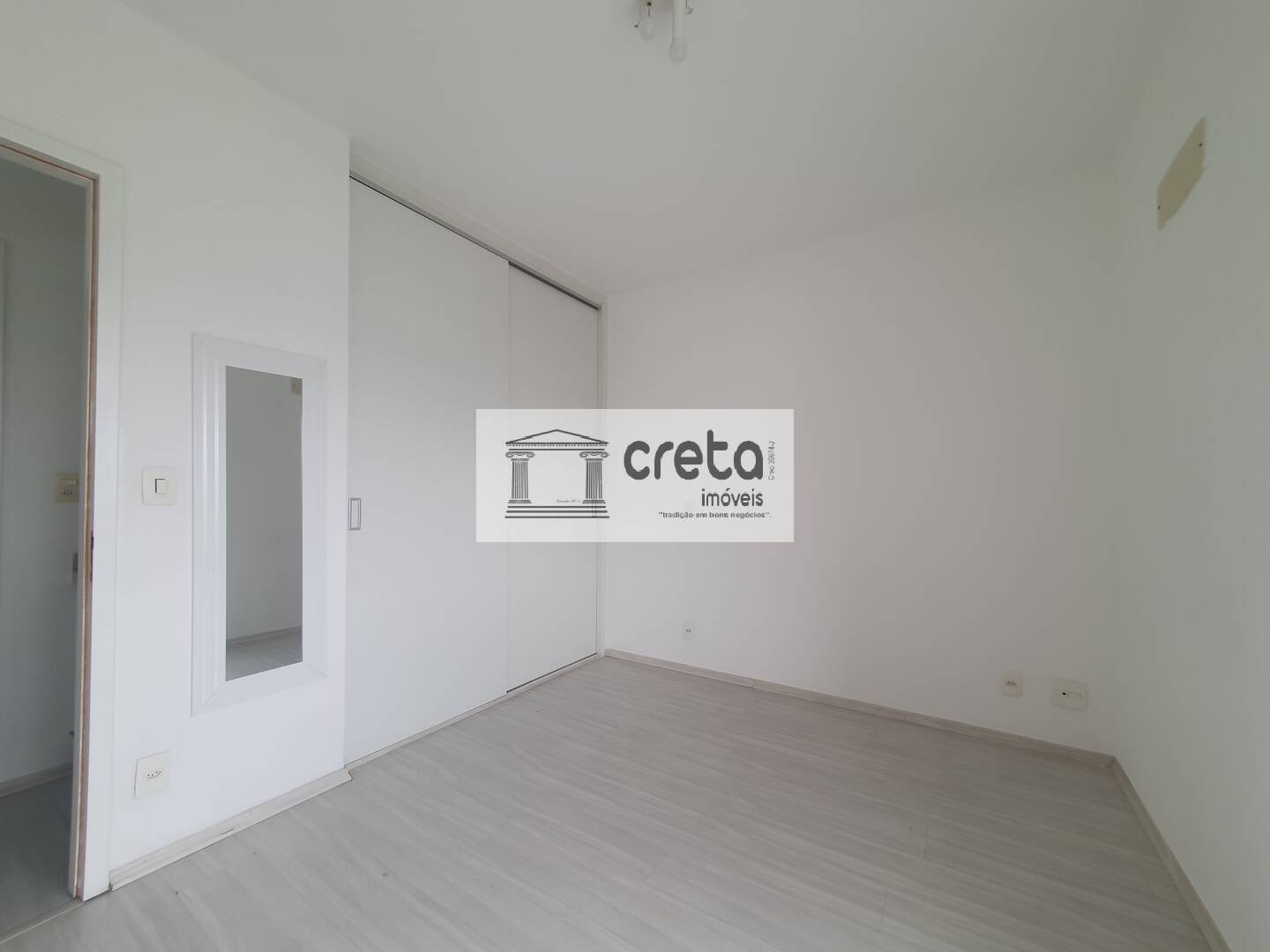 Apartamento para alugar com 1 quarto, 45m² - Foto 11