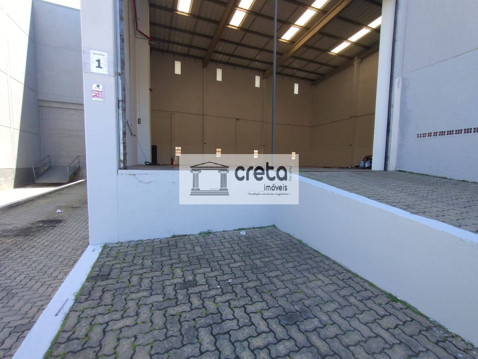Depósito-Galpão-Armazém à venda e aluguel, 1000m² - Foto 4