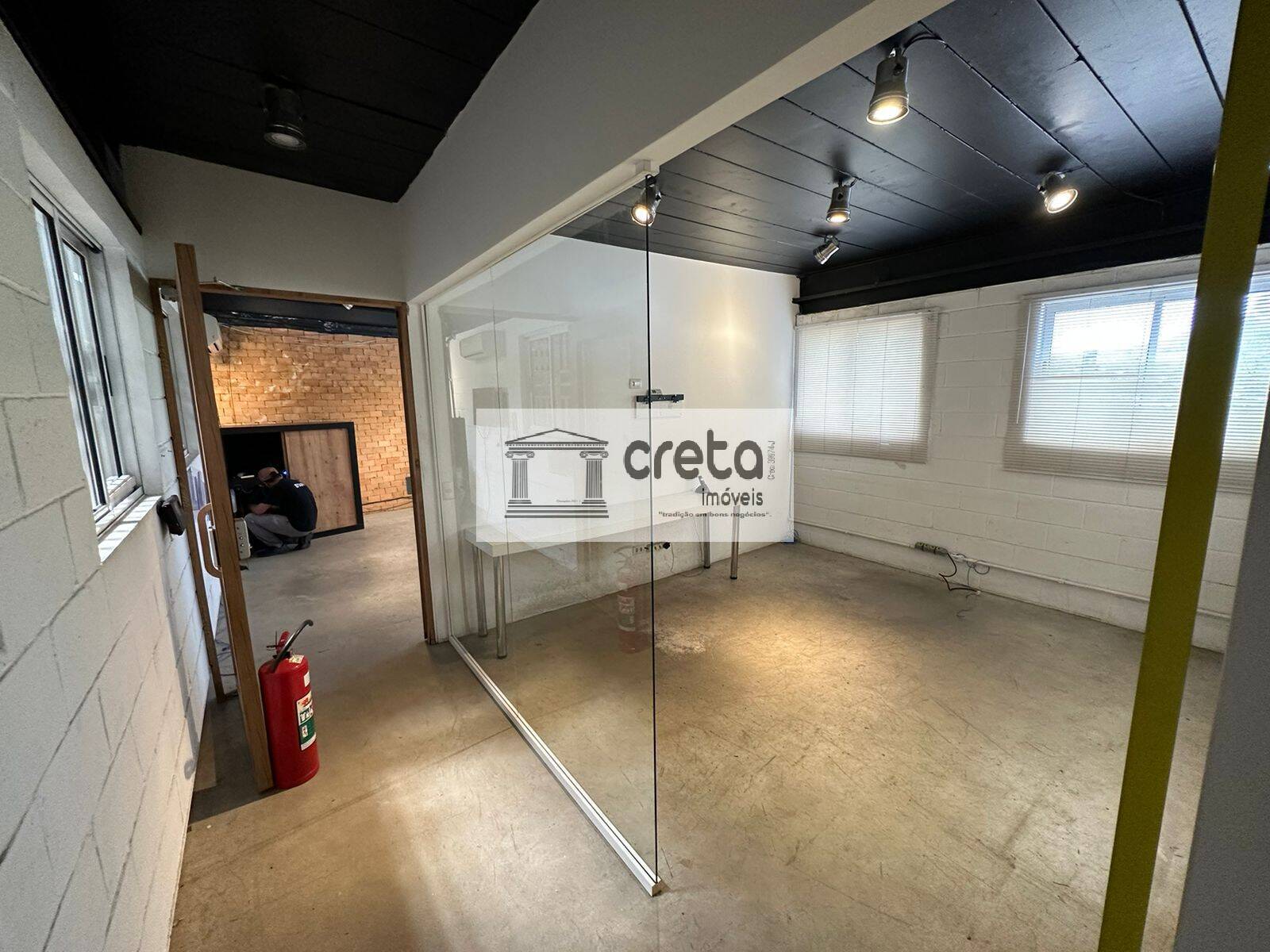 Depósito-Galpão-Armazém para alugar, 1358m² - Foto 6