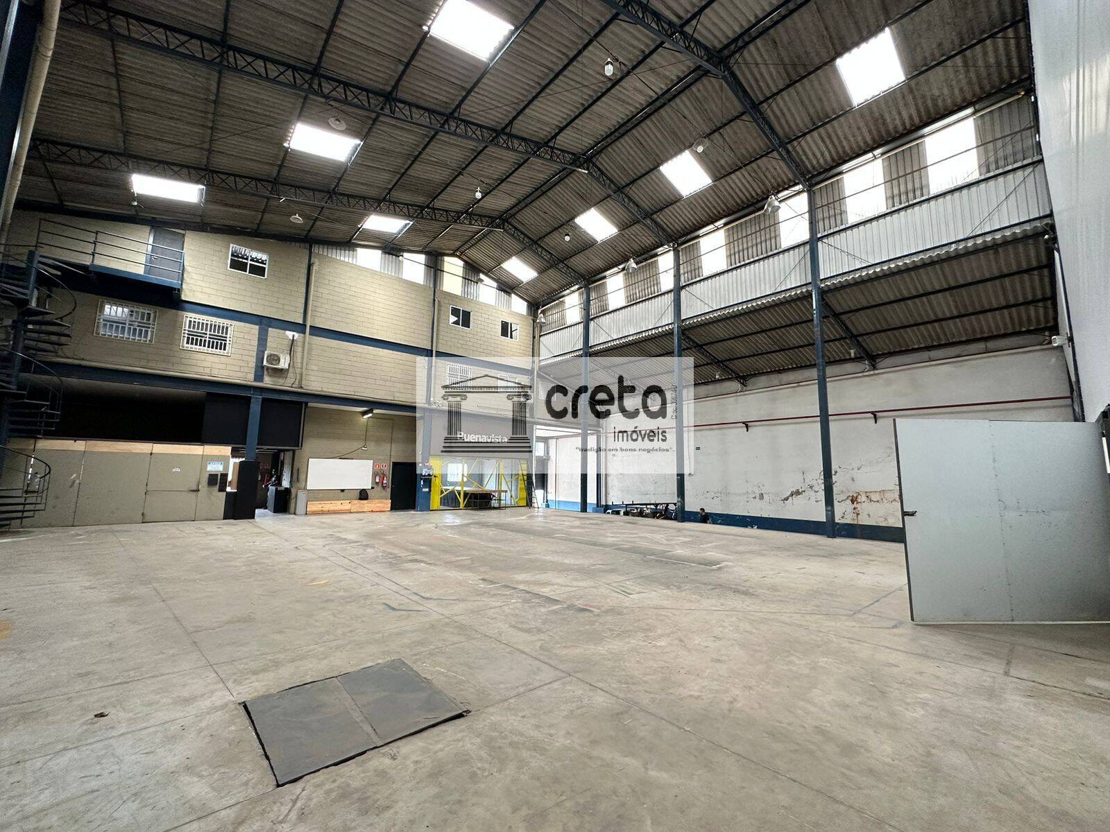 Depósito-Galpão-Armazém para alugar, 1358m² - Foto 8
