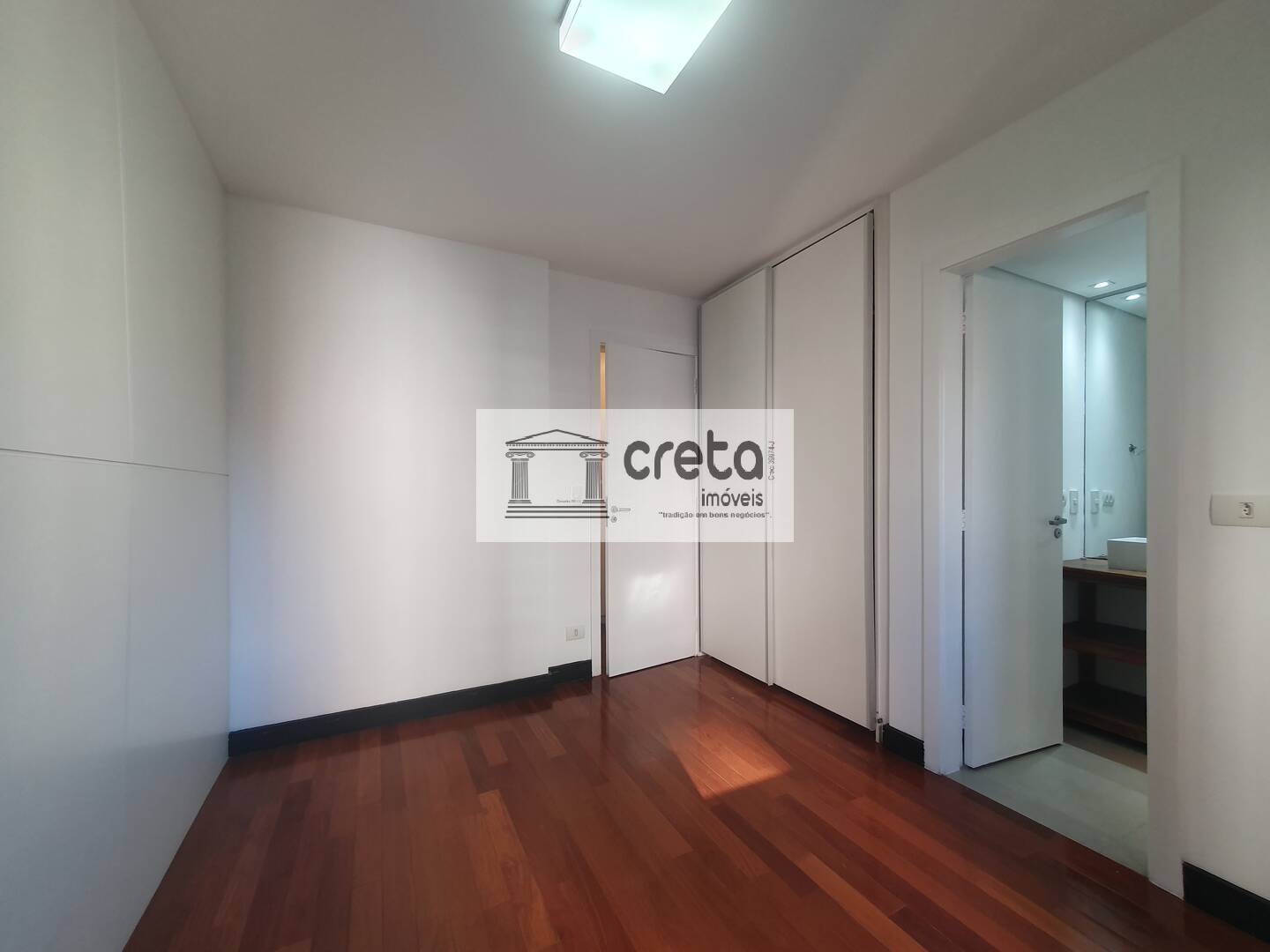 Apartamento para alugar com 2 quartos, 94m² - Foto 10