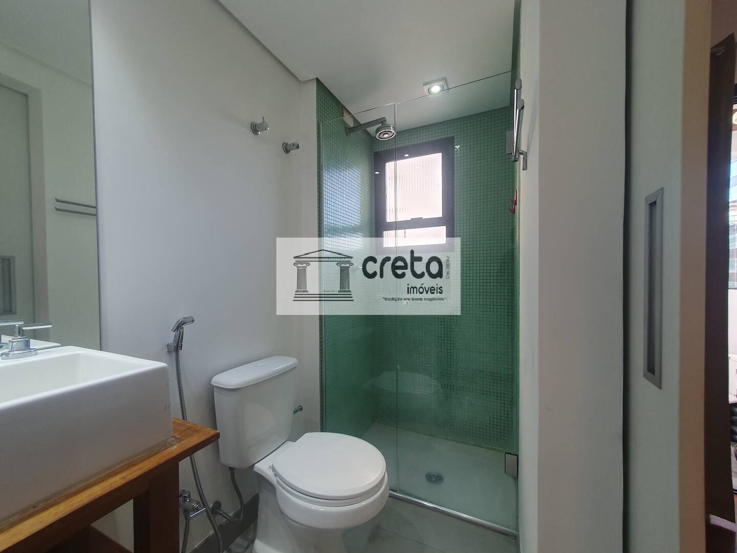 Apartamento para alugar com 2 quartos, 94m² - Foto 17