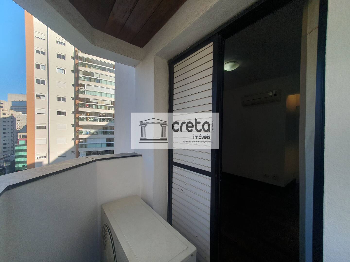 Apartamento para alugar com 2 quartos, 94m² - Foto 18